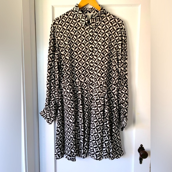 NWT H&M A-line dress with flared skirt USXL - Picture 2 of 6